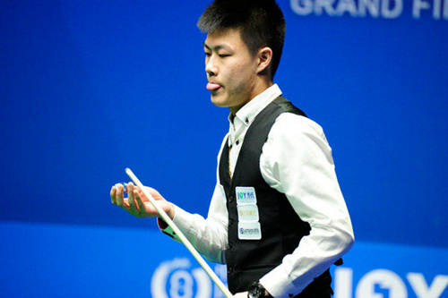 通过细致的 通过细致的