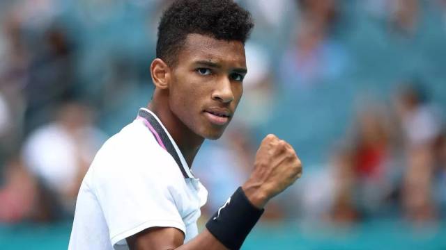 令人啧啧称 令人啧啧称