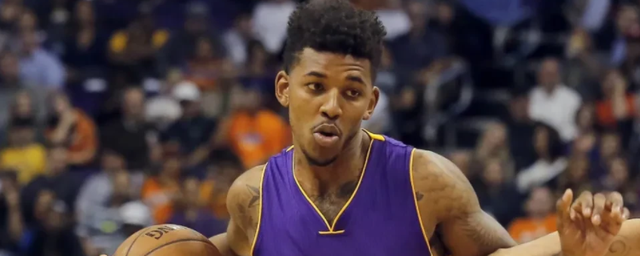 弱侧边锋斜 弱侧边锋斜