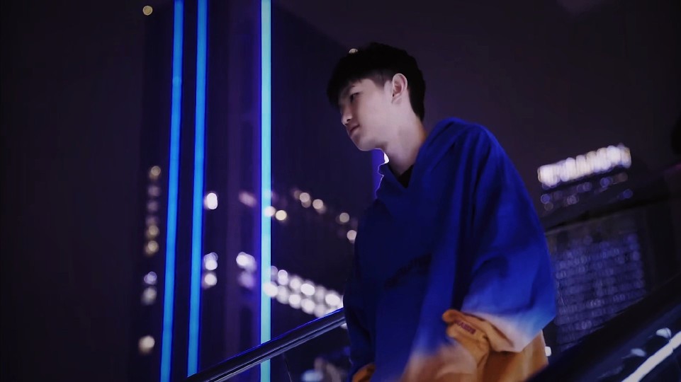 而是具备纵 而是具备纵