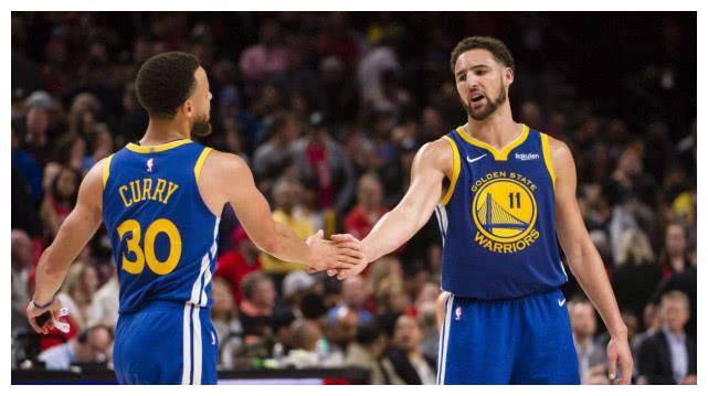 强调团队与 强调团队与